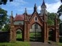 Lieplaukėje / Churchyard gate
